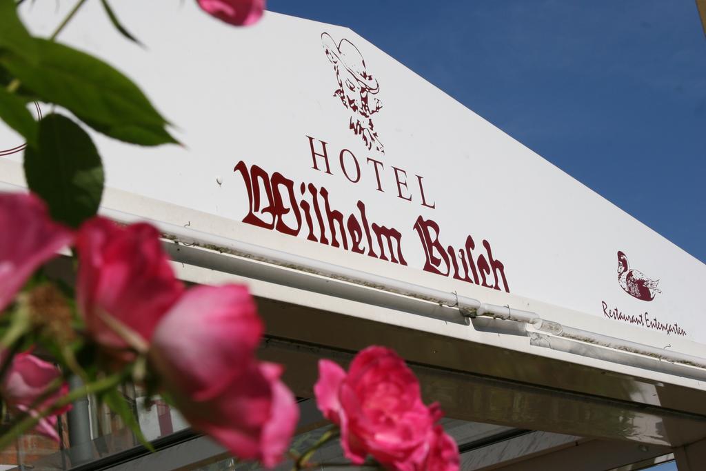 Hotel Wilhelm Busch Norderstedt Exterior photo